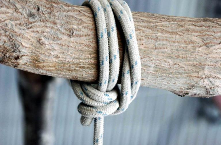 Τραγωδία στο Ηράκλειο – Κρεμάστηκε λίγο πριν τα Χριστούγεννα